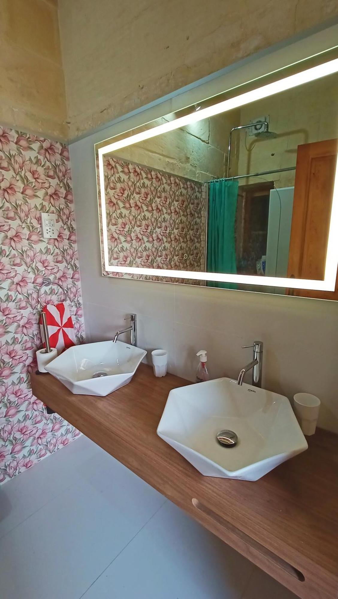 Arthome - Guest Rooms Għarb Dış mekan fotoğraf
