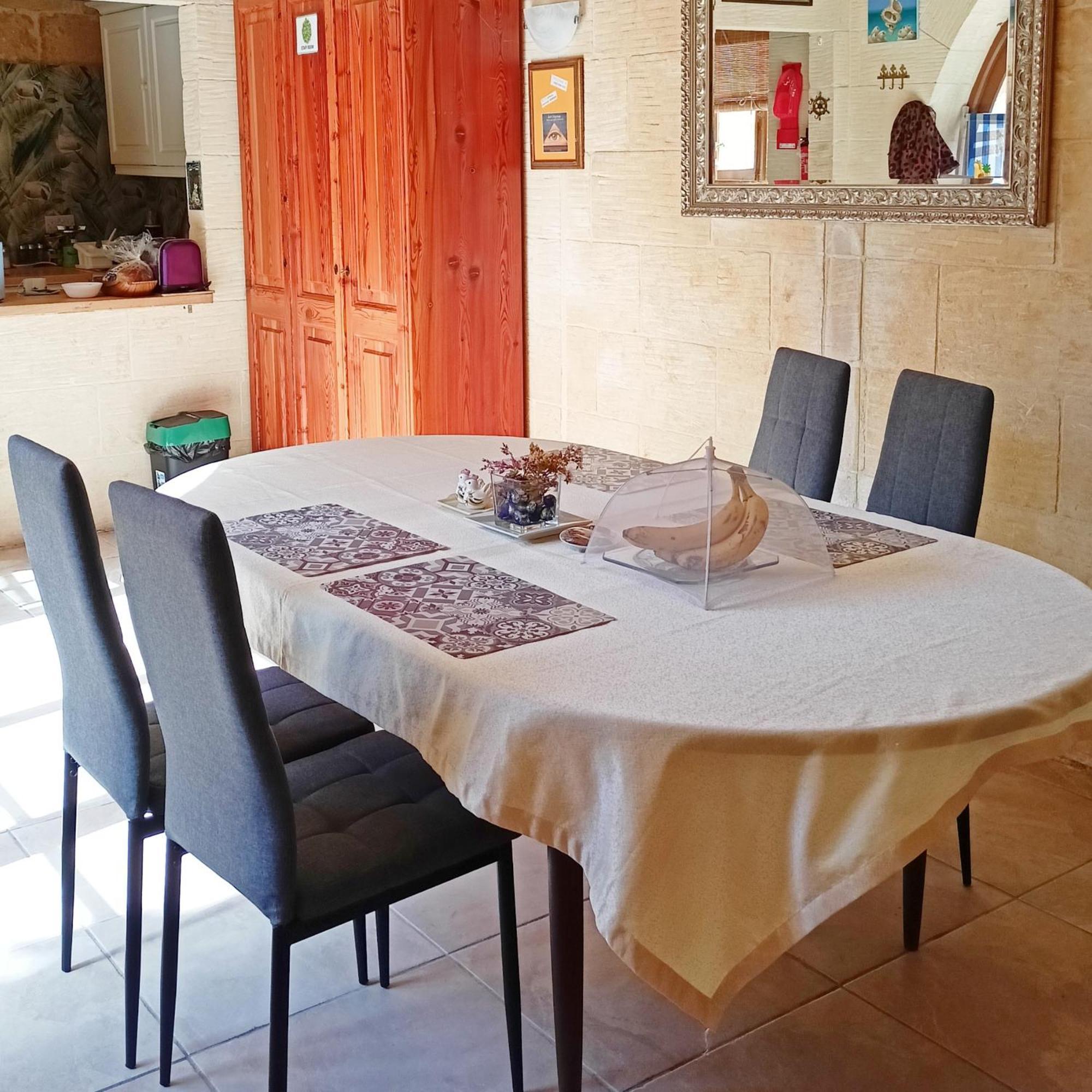 Arthome - Guest Rooms Għarb Dış mekan fotoğraf