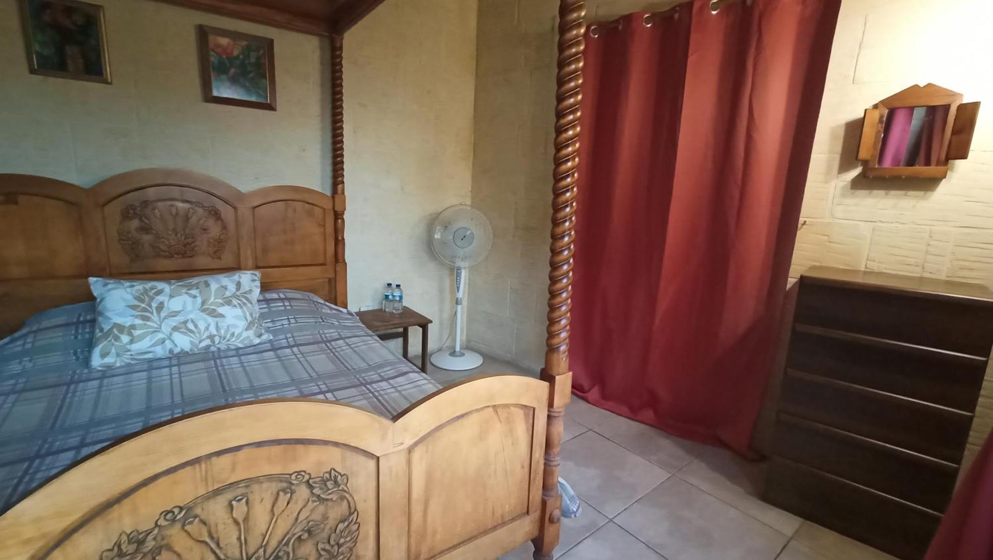 Arthome - Guest Rooms Għarb Oda fotoğraf